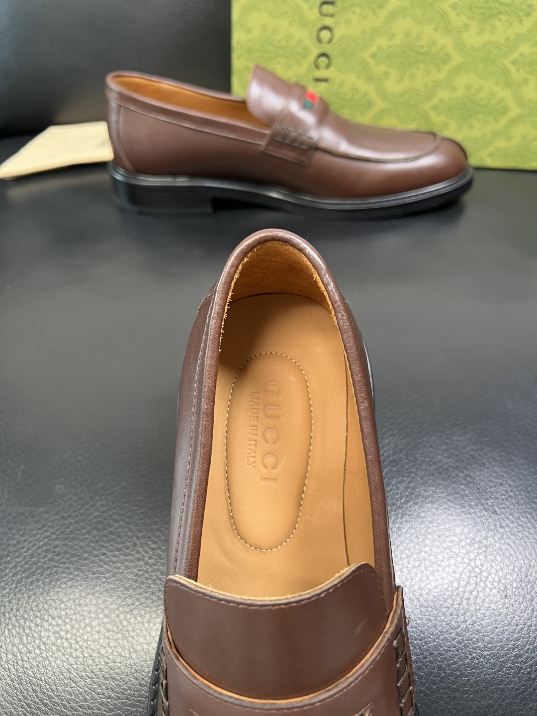 Gucci 顶级工艺品 古奇 皮鞋系列专柜同步 原厂配置，意大利进口原版牛皮，进口水染牛里 ，鞋底：原厂