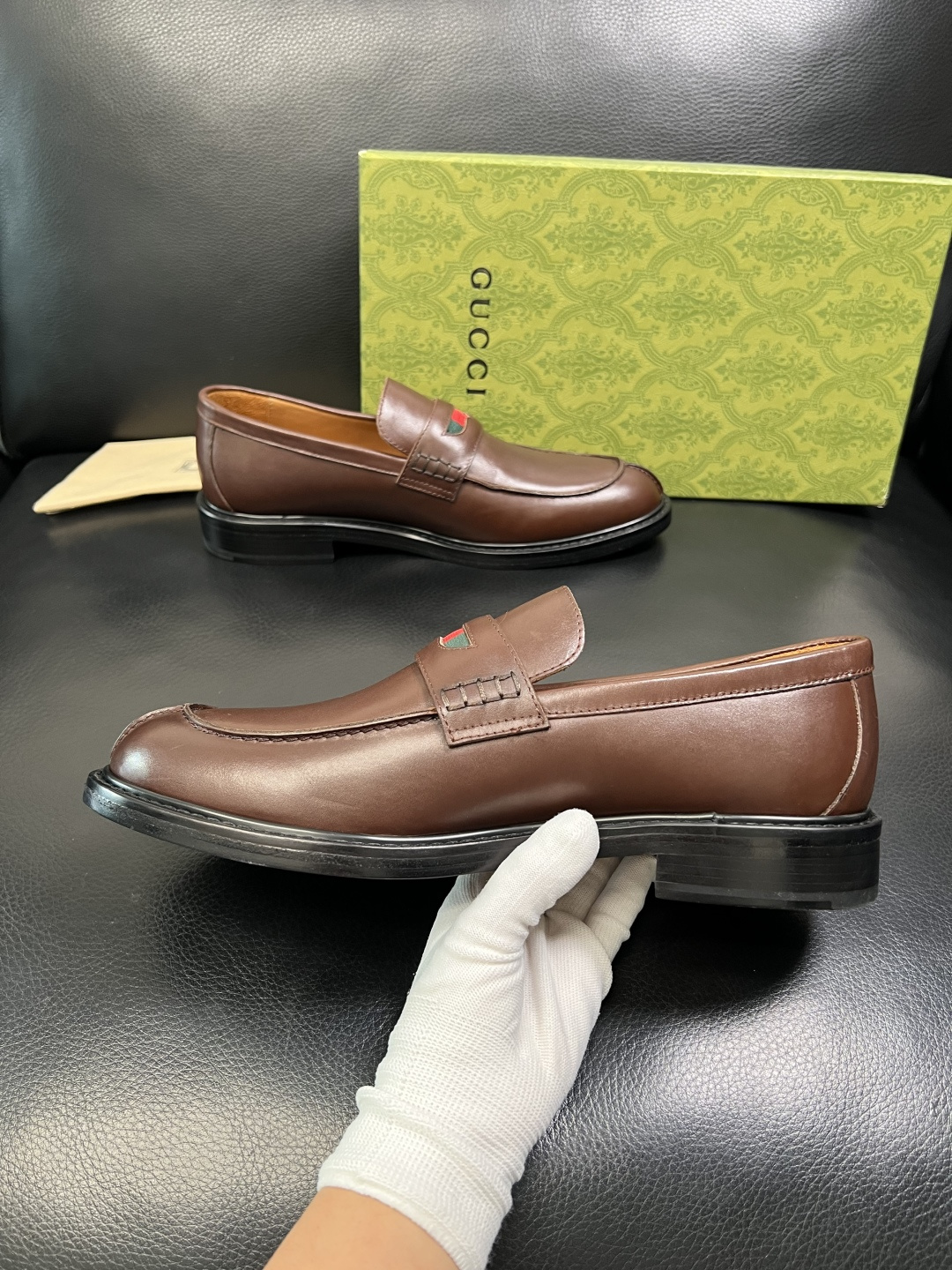 Gucci 顶级工艺品 古奇 皮鞋系列专柜同步 原厂配置，意大利进口原版牛皮，进口水染牛里 ，鞋底：原厂