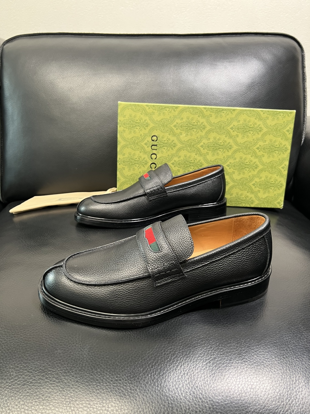 Gucci 顶级工艺品 古奇 皮鞋系列专柜同步 原厂配置，意大利进口原版牛皮，进口水染牛里 ，鞋底：原厂