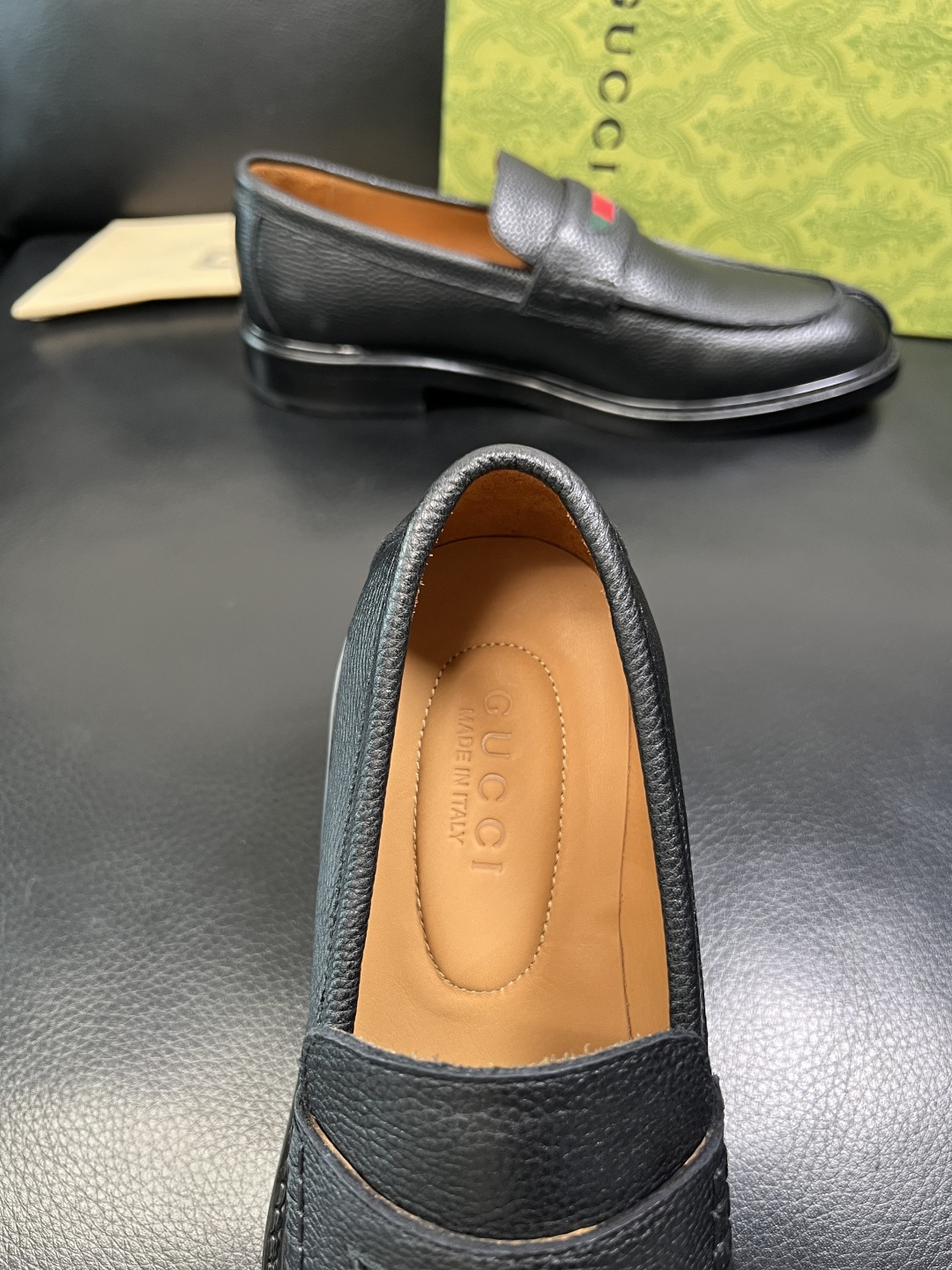 Gucci 顶级工艺品 古奇 皮鞋系列专柜同步 原厂配置，意大利进口原版牛皮，进口水染牛里 ，鞋底：原厂