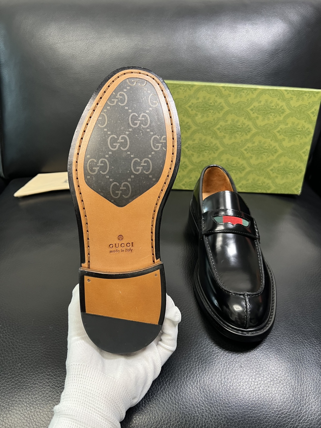 Gucci 顶级工艺品 古奇 皮鞋系列专柜同步 原厂配置，意大利进口原版牛皮，进口水染牛里 ，鞋底：原厂