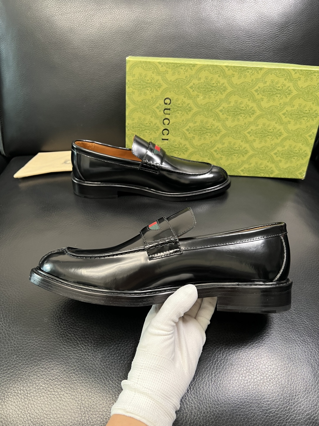 Gucci 顶级工艺品 古奇 皮鞋系列专柜同步 原厂配置，意大利进口原版牛皮，进口水染牛里 ，鞋底：原厂