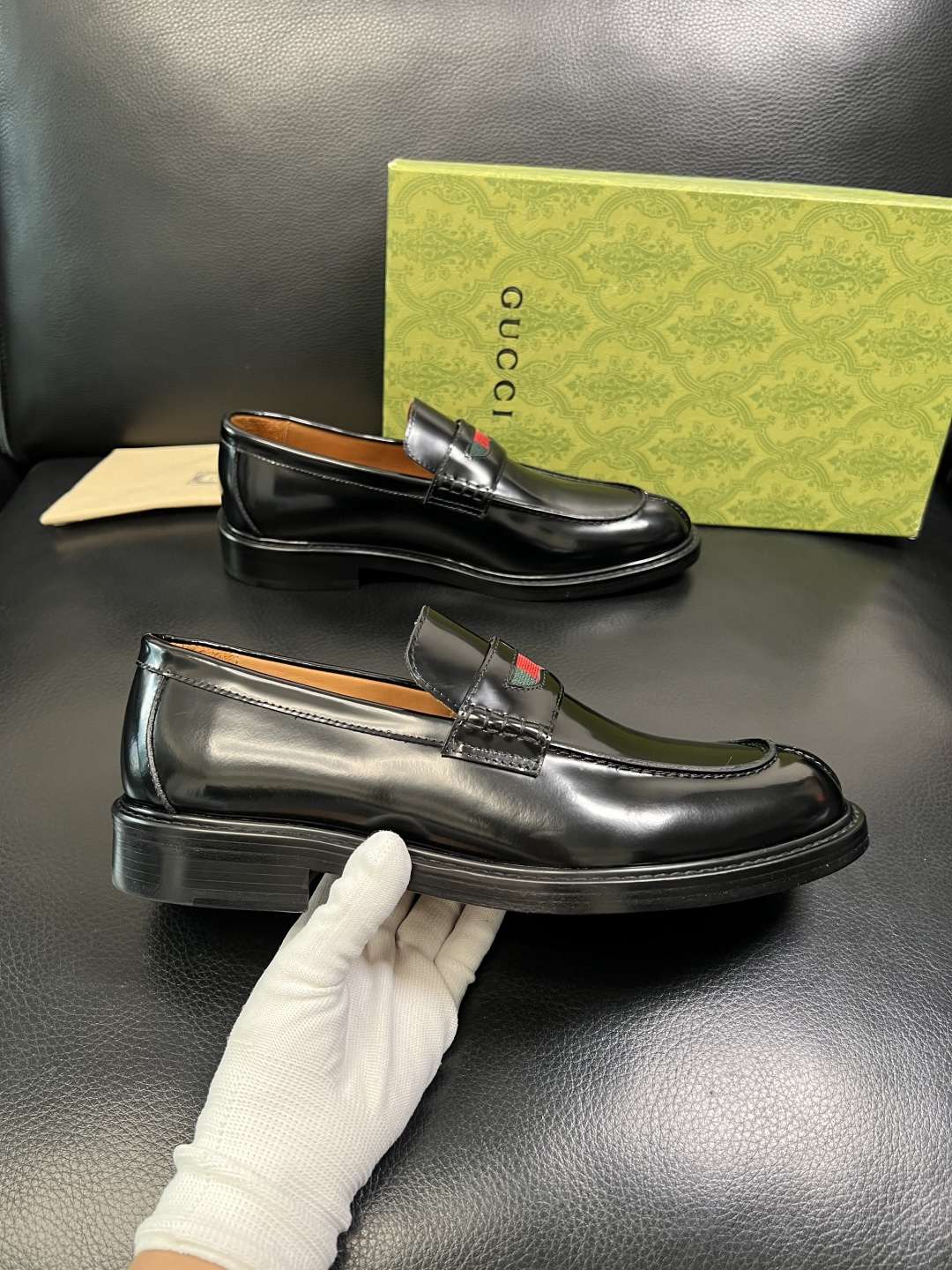 Gucci 顶级工艺品 古奇 皮鞋系列专柜同步 原厂配置，意大利进口原版牛皮，进口水染牛里 ，鞋底：原厂