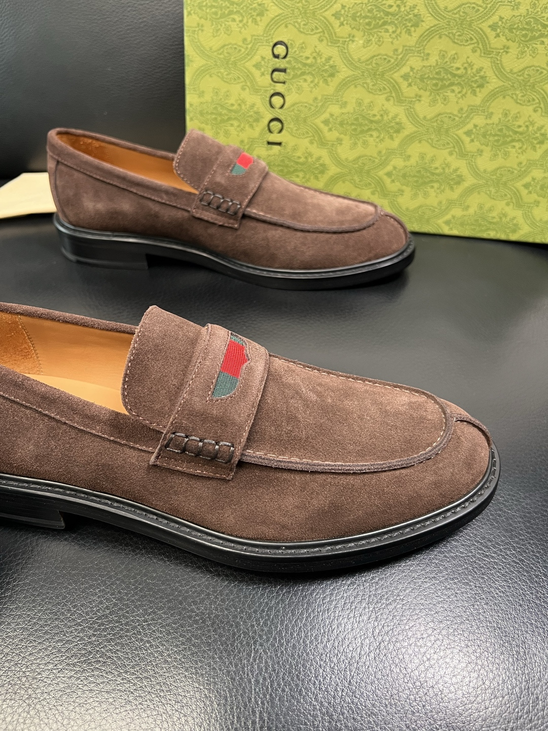 Gucci 顶级工艺品 古奇 皮鞋系列专柜同步 原厂配置，意大利进口原版牛皮，进口水染牛里 ，鞋底：原厂