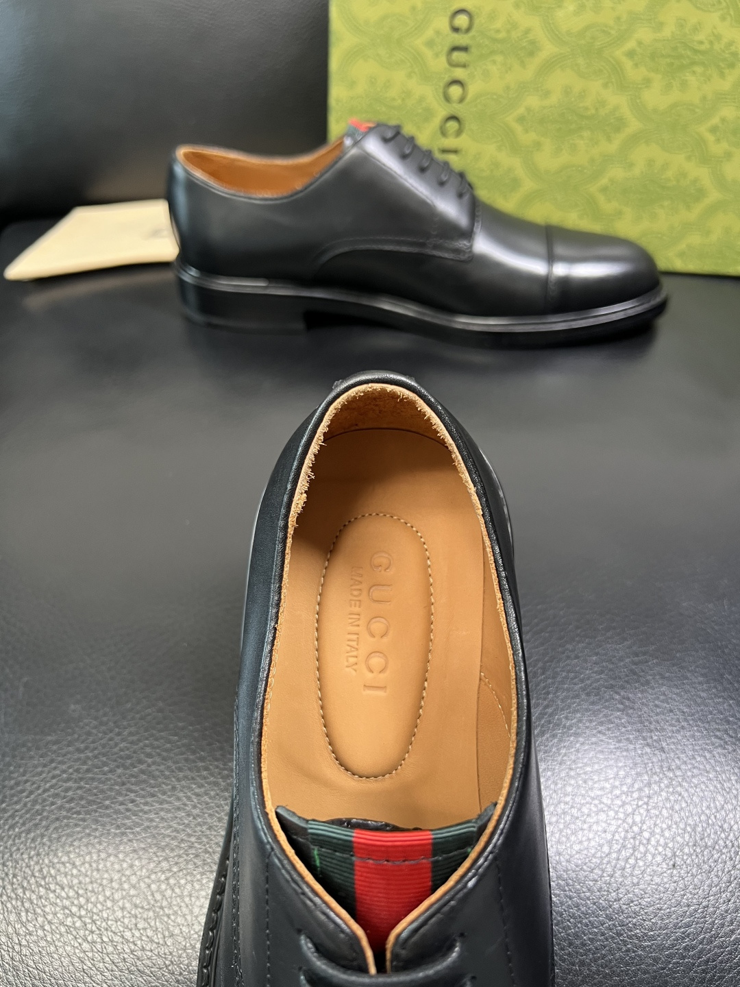 Gucci 顶级工艺品 古奇 皮鞋系列专柜同步 原厂配置，意大利进口原版牛皮，进口水染牛里 ，鞋底：原厂