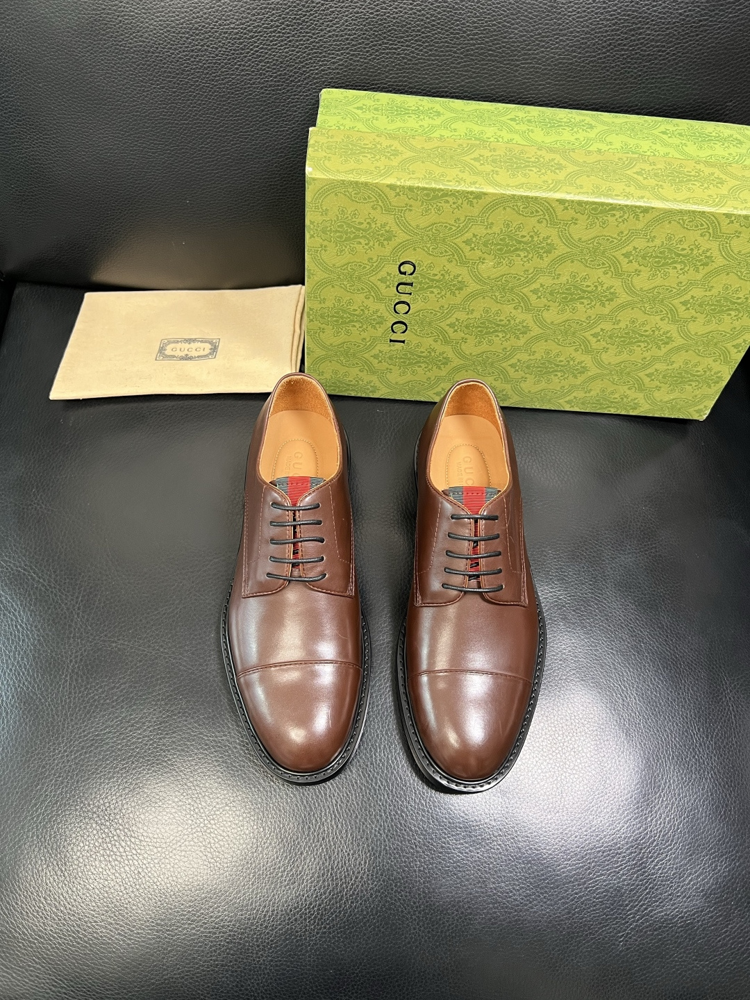 Gucci 顶级工艺品 古奇 皮鞋系列专柜同步 原厂配置，意大利进口原版牛皮，进口水染牛里 ，鞋底：原厂