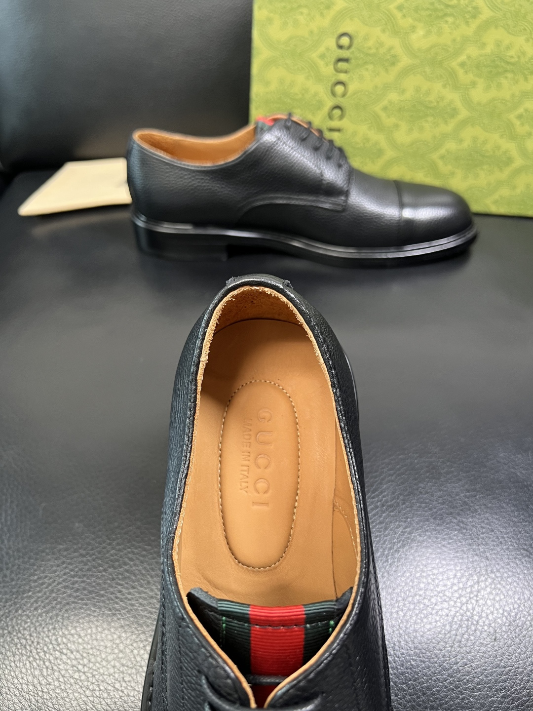 Gucci 顶级工艺品 古奇 皮鞋系列专柜同步 原厂配置，意大利进口原版牛皮，进口水染牛里 ，鞋底：原厂