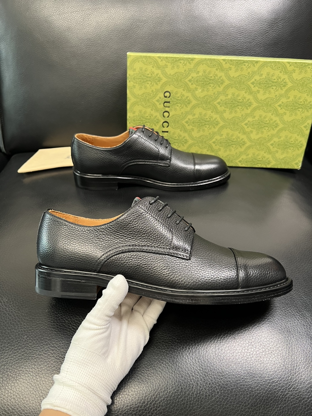 Gucci 顶级工艺品 古奇 皮鞋系列专柜同步 原厂配置，意大利进口原版牛皮，进口水染牛里 ，鞋底：原厂