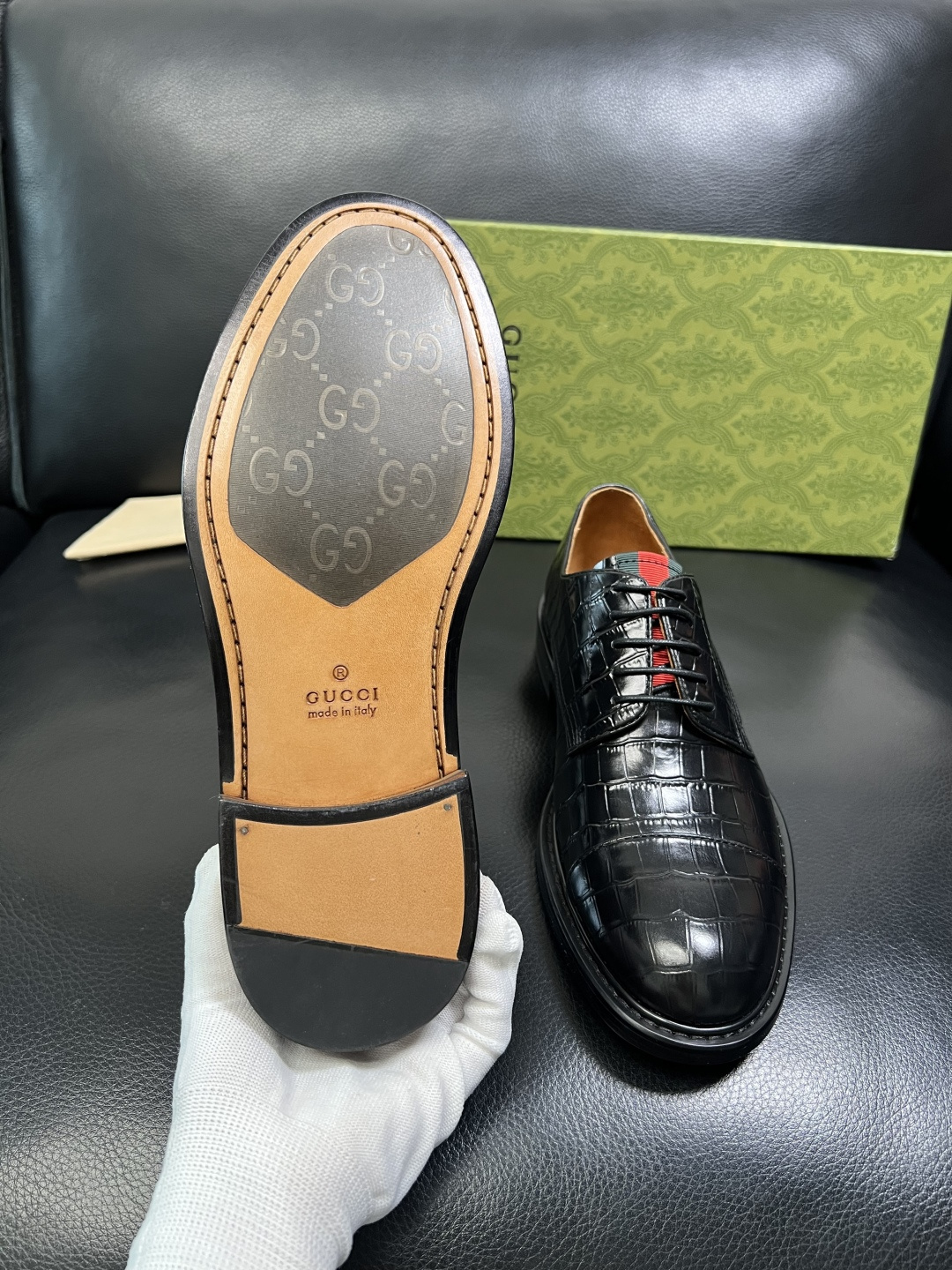 Gucci 顶级工艺品 古奇 皮鞋系列专柜同步 原厂配置，意大利进口原版牛皮，进口水染牛里 ，鞋底：原厂