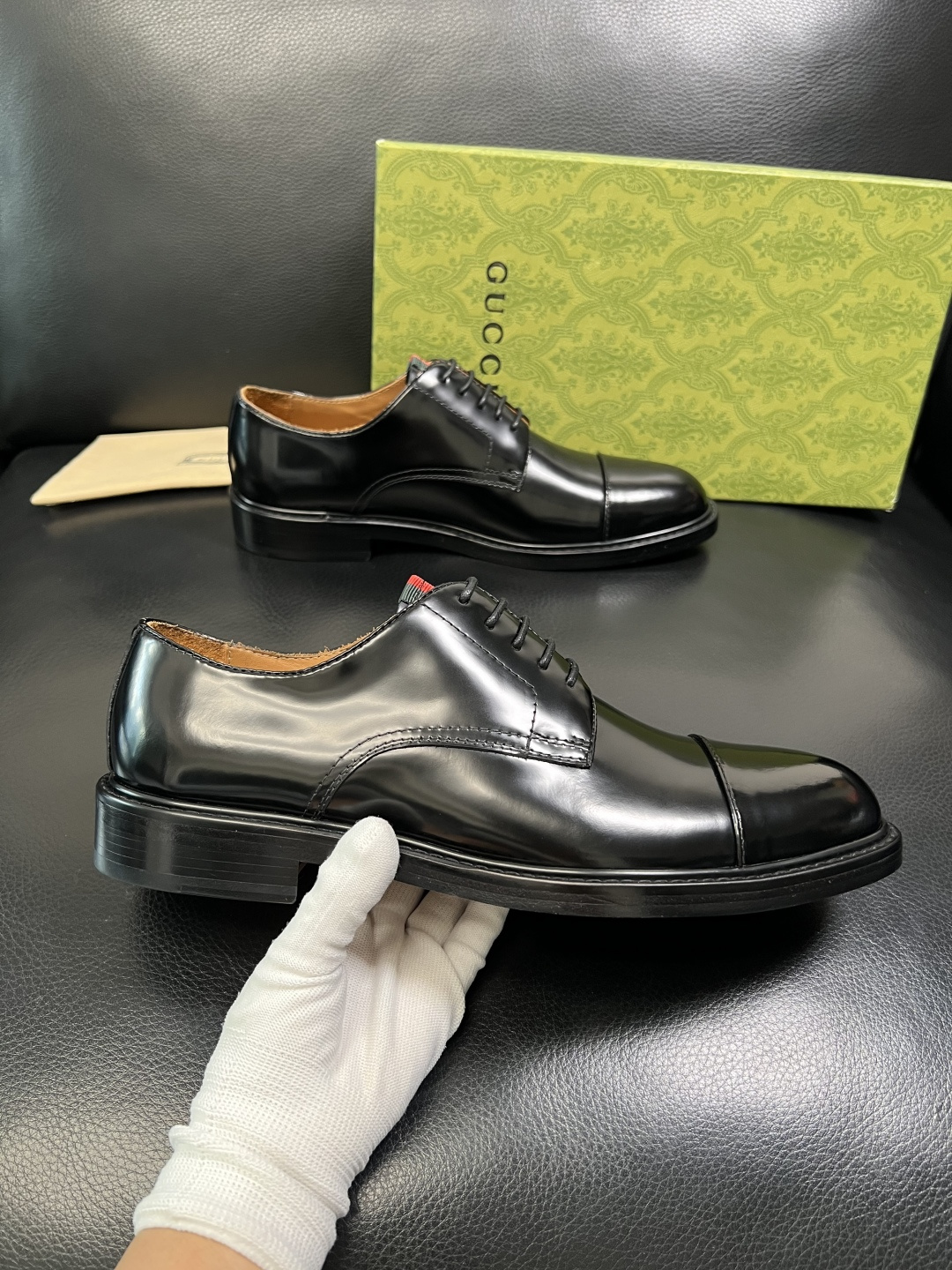 Gucci 顶级工艺品 古奇 皮鞋系列专柜同步 原厂配置，意大利进口原版牛皮，进口水染牛里 ，鞋底：原厂