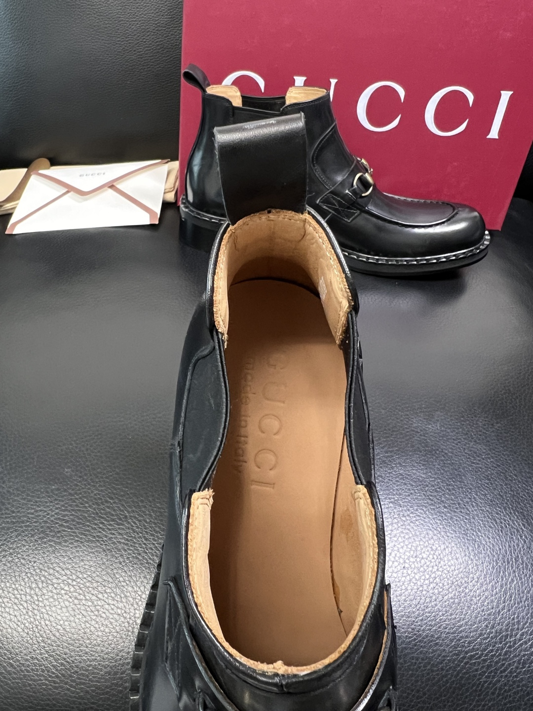 Gucci 高品质 顶级工艺品 古奇 皮鞋系列专柜同步 原厂配置，意大利进口原版牛皮，进口水染牛里 ，鞋