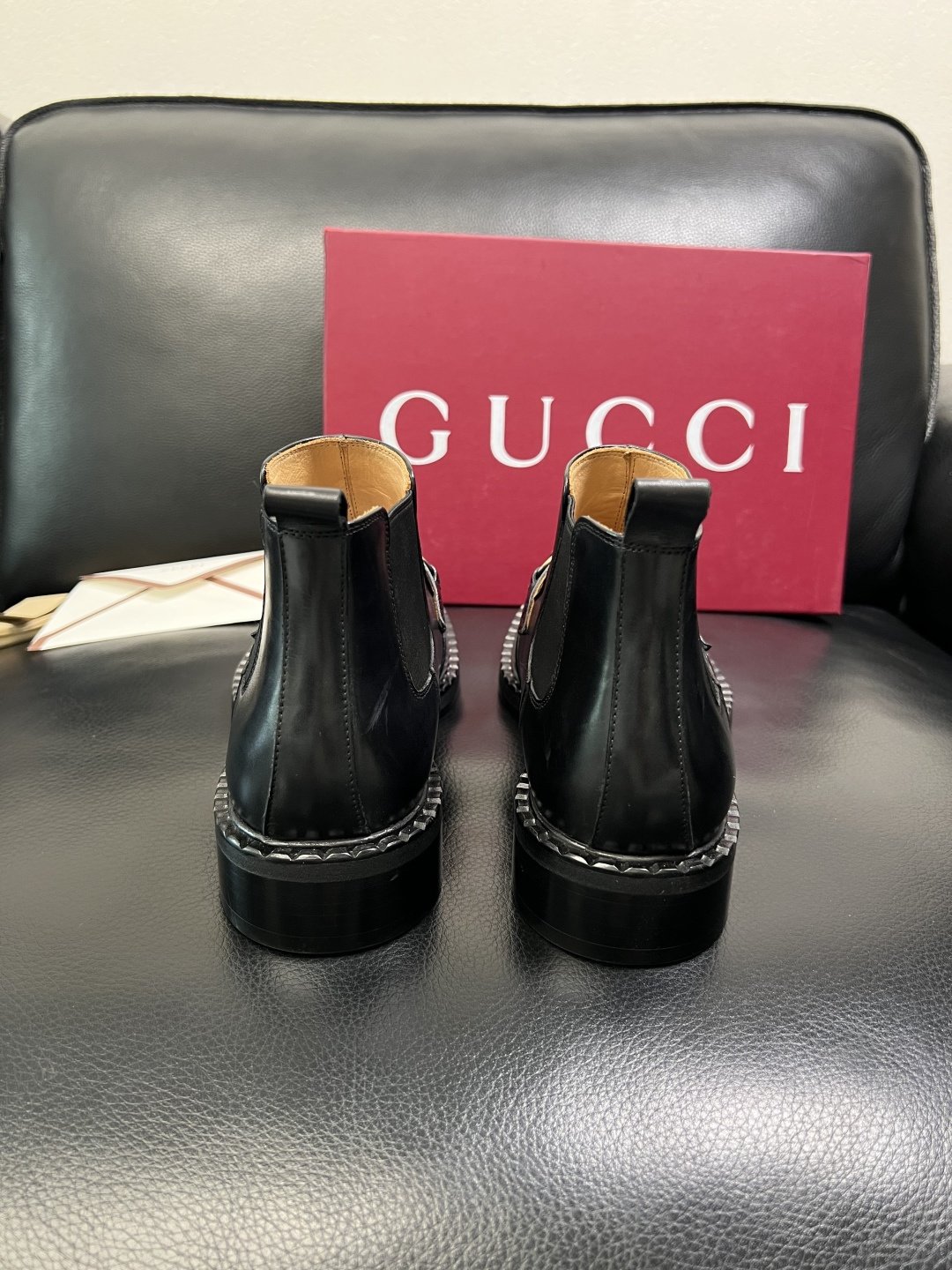 Gucci 高品质 顶级工艺品 古奇 皮鞋系列专柜同步 原厂配置，意大利进口原版牛皮，进口水染牛里 ，鞋