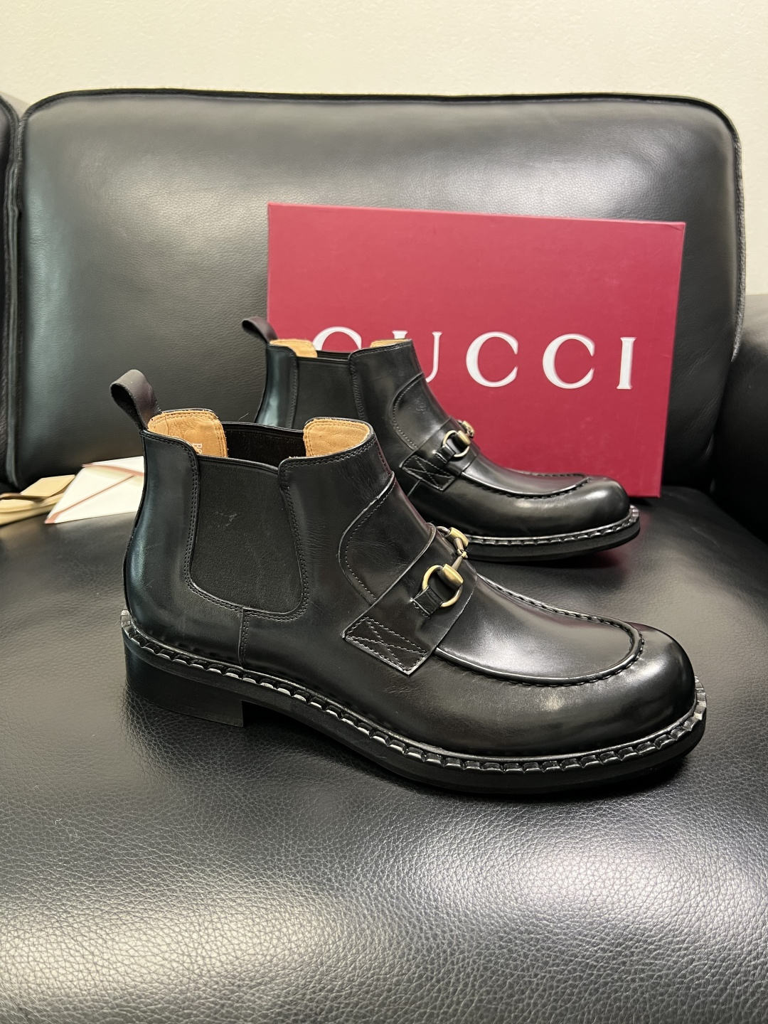 Gucci 高品质 顶级工艺品 古奇 皮鞋系列专柜同步 原厂配置，意大利进口原版牛皮，进口水染牛里 ，鞋