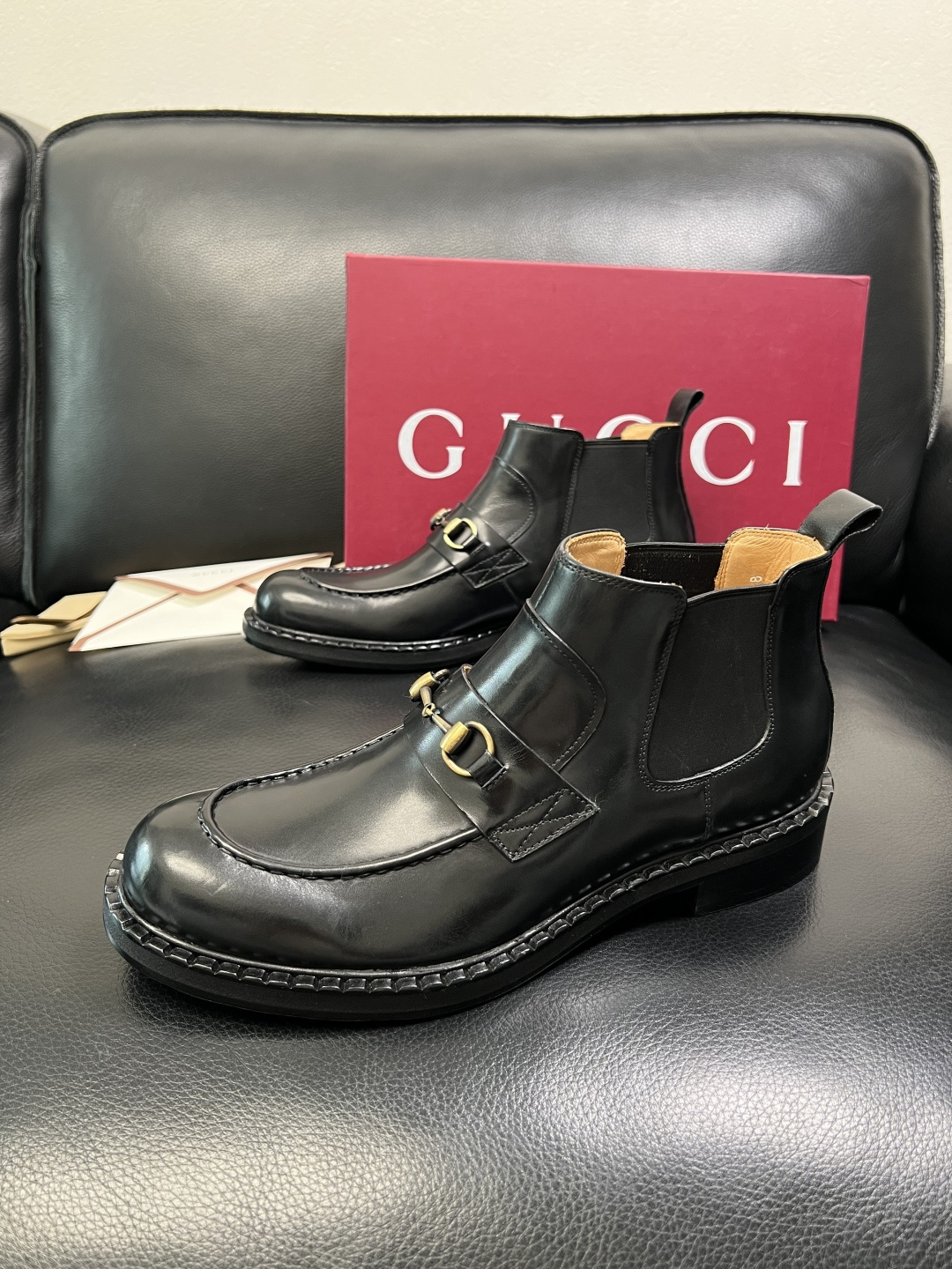 Gucci 高品质 顶级工艺品 古奇 皮鞋系列专柜同步 原厂配置，意大利进口原版牛皮，进口水染牛里 ，鞋