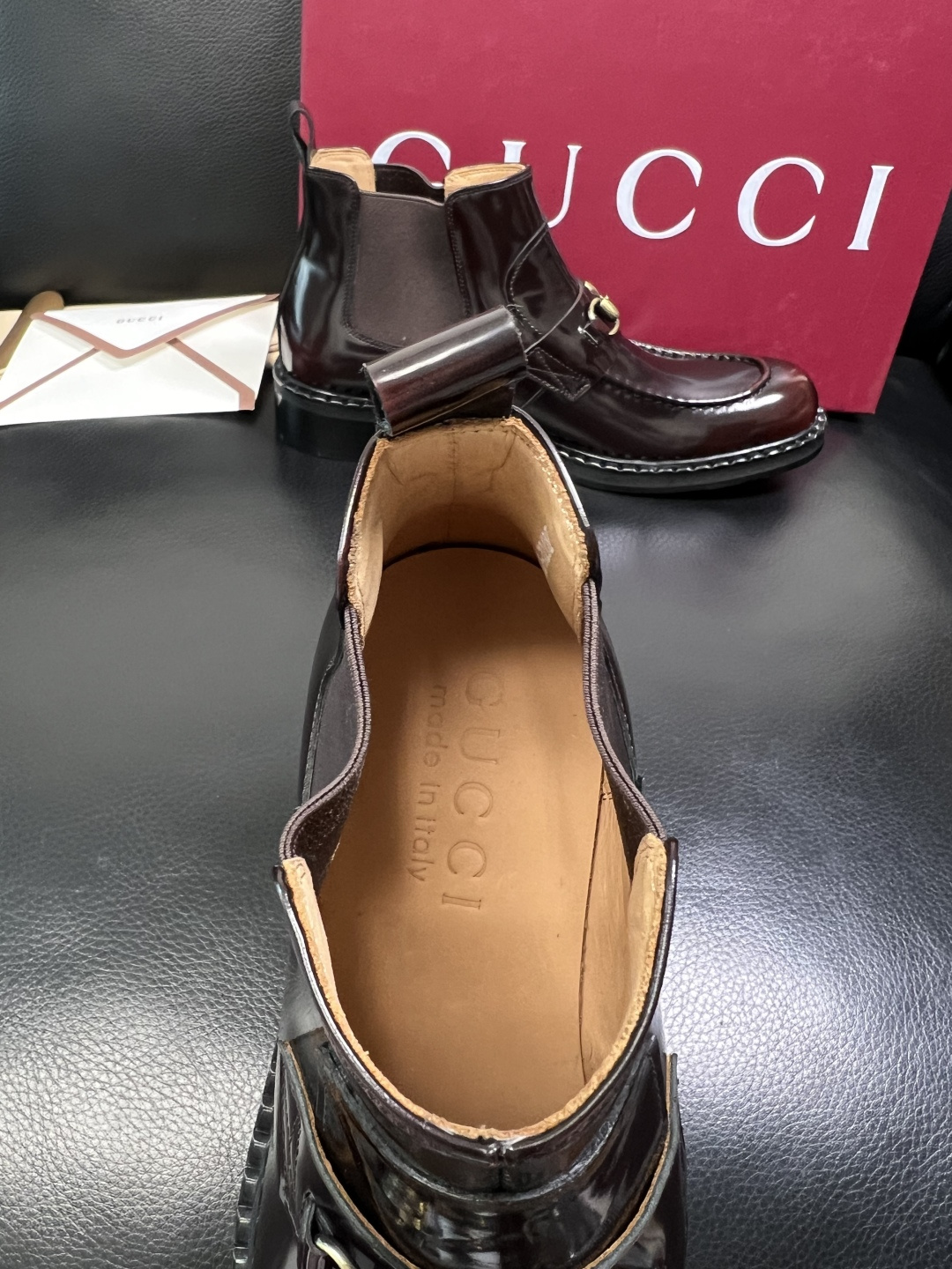 Gucci 高品质 顶级工艺品 古奇 皮鞋系列专柜同步 原厂配置，意大利进口原版牛皮，进口水染牛里 ，鞋