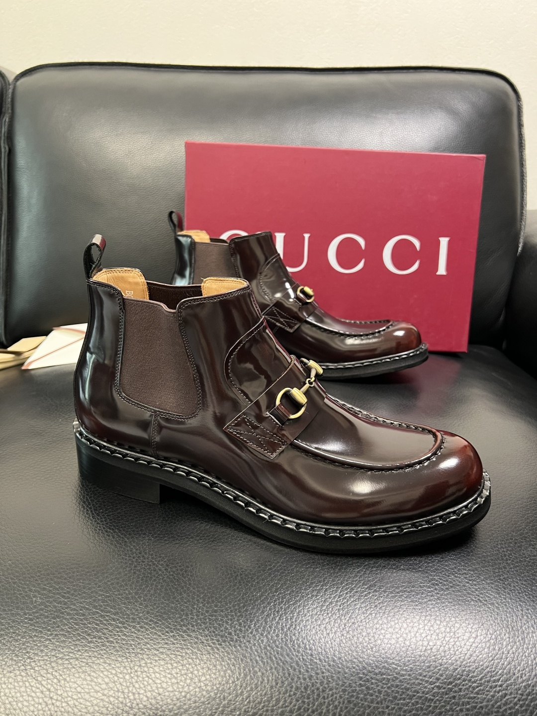 Gucci 高品质 顶级工艺品 古奇 皮鞋系列专柜同步 原厂配置，意大利进口原版牛皮，进口水染牛里 ，鞋