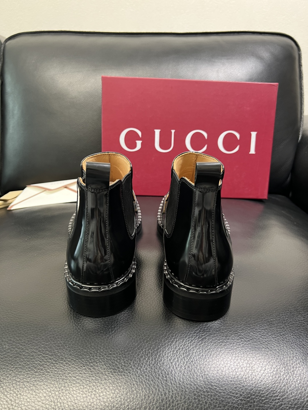 Gucci 高品质 顶级工艺品 古奇 皮鞋系列专柜同步 原厂配置，意大利进口原版牛皮，进口水染牛里 ，鞋