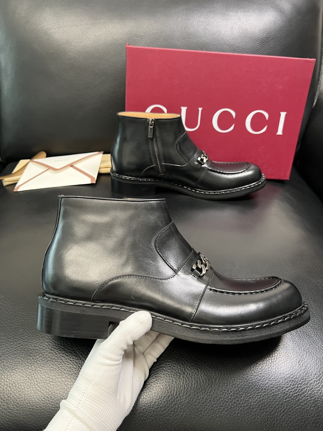 Gucci 高品质 顶级工艺品 古奇 皮鞋系列专柜同步 原厂配置，意大利进口原版牛皮，进口水染牛里 ，鞋