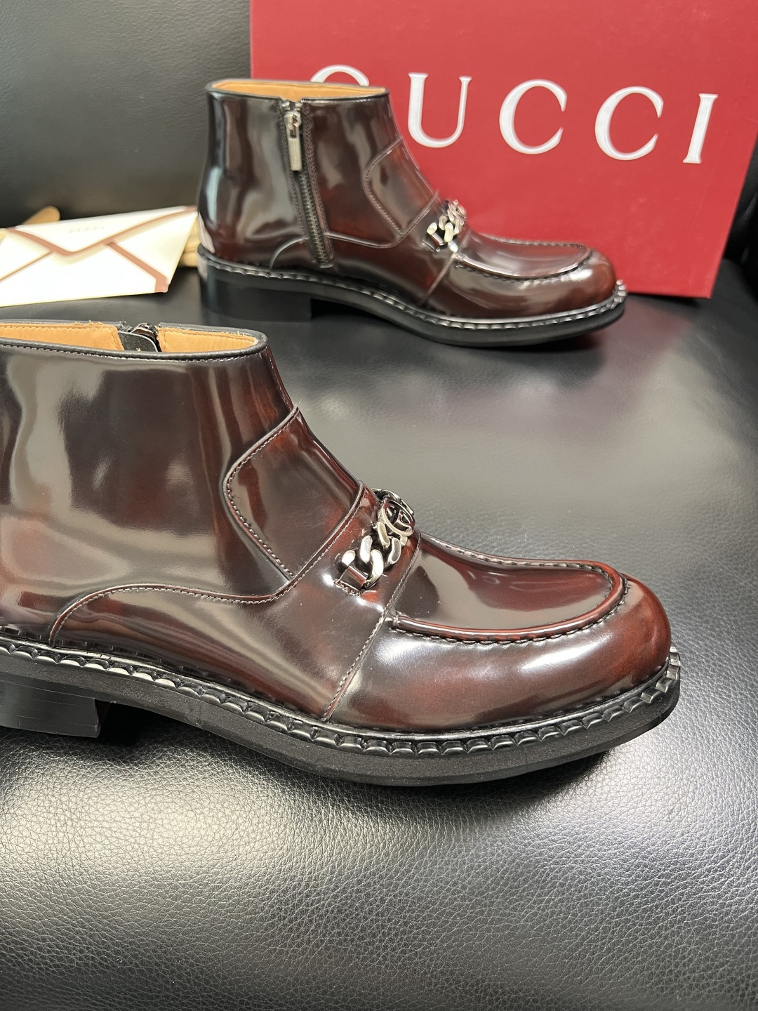 Gucci 高品质 顶级工艺品 古奇 皮鞋系列专柜同步 原厂配置，意大利进口原版牛皮，进口水染牛里 ，鞋