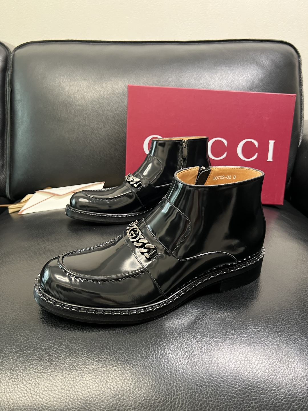 Gucci 高品质 顶级工艺品 古奇 皮鞋系列专柜同步 原厂配置，意大利进口原版牛皮，进口水染牛里 ，鞋