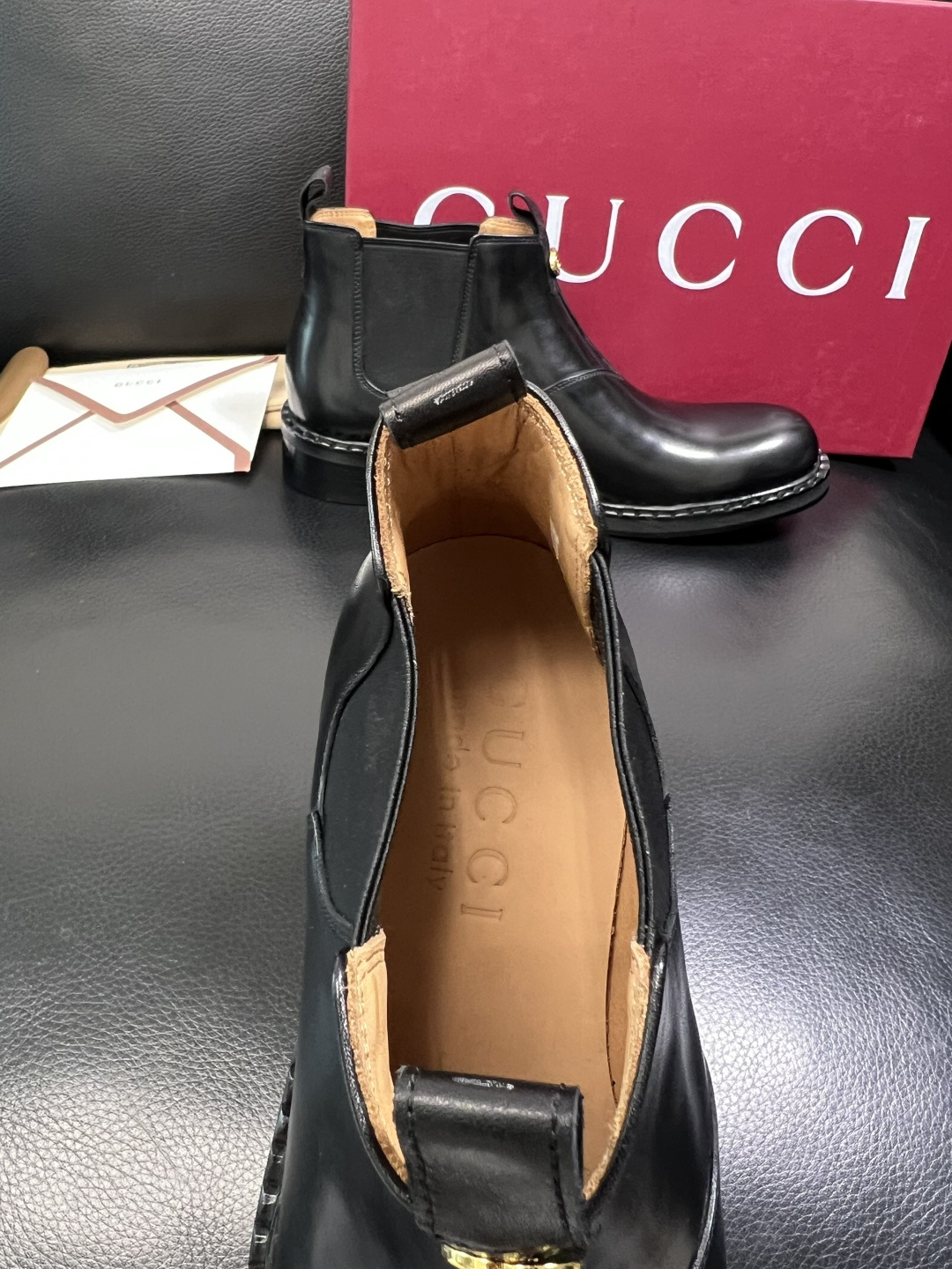 Gucci 高品质 顶级工艺品 古奇 皮鞋系列专柜同步 原厂配置，意大利进口原版牛皮，进口水染牛里 ，鞋
