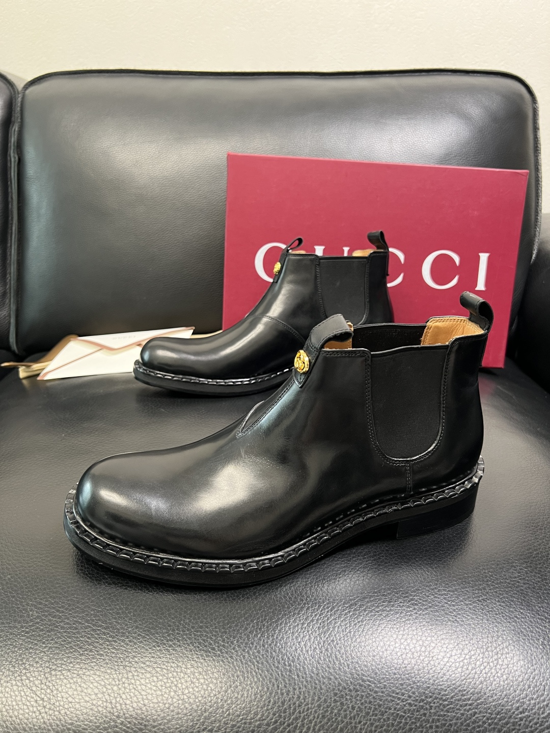 Gucci 高品质 顶级工艺品 古奇 皮鞋系列专柜同步 原厂配置，意大利进口原版牛皮，进口水染牛里 ，鞋