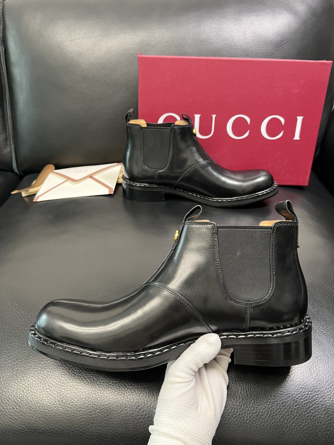 Gucci 高品质 顶级工艺品 古奇 皮鞋系列专柜同步 原厂配置，意大利进口原版牛皮，进口水染牛里 ，鞋