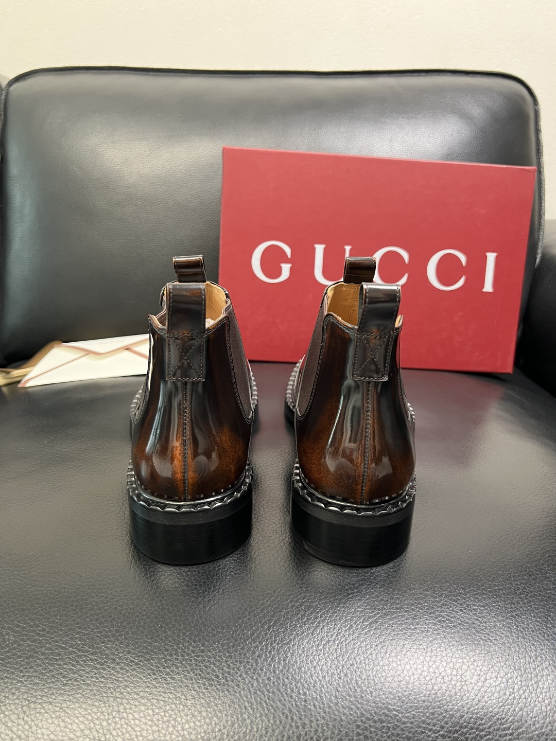 Gucci 高品质 顶级工艺品 古奇 皮鞋系列专柜同步 原厂配置，意大利进口原版牛皮，进口水染牛里 ，鞋