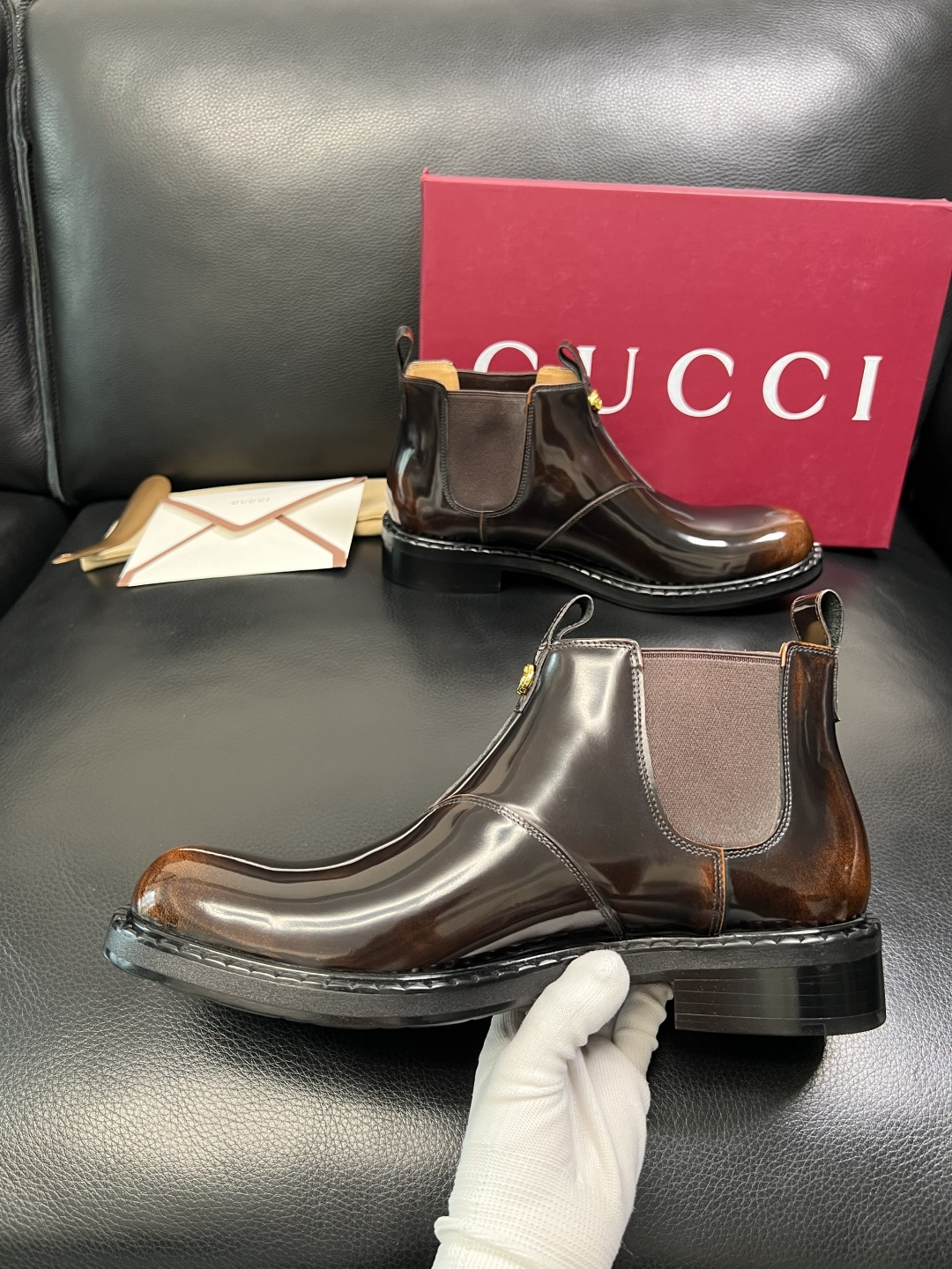 Gucci 高品质 顶级工艺品 古奇 皮鞋系列专柜同步 原厂配置，意大利进口原版牛皮，进口水染牛里 ，鞋
