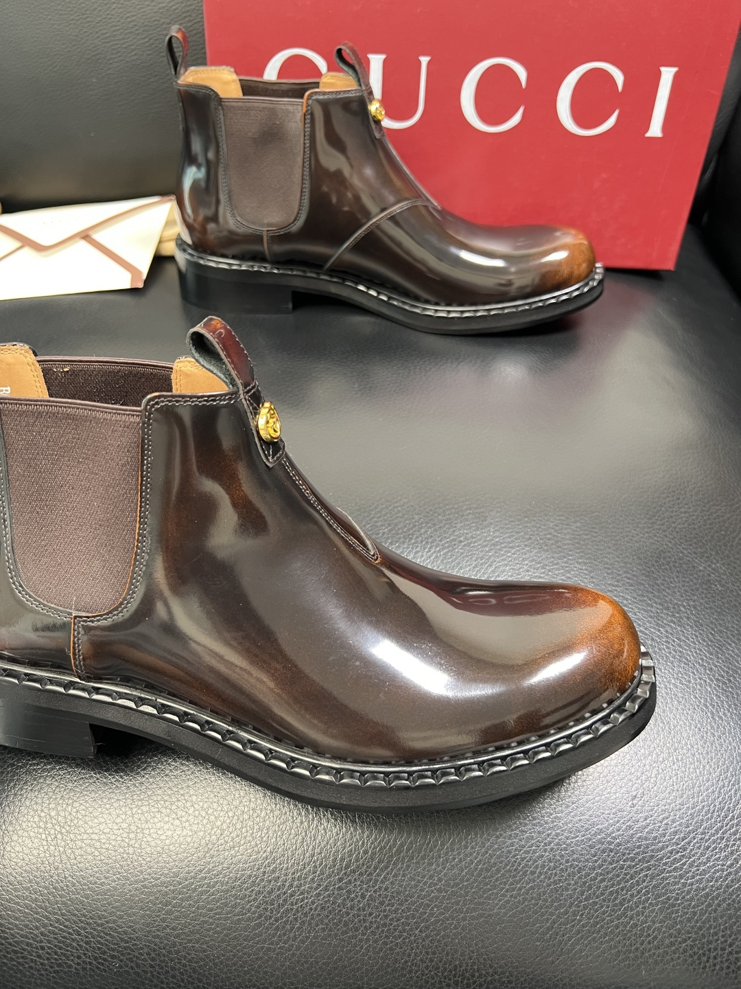 Gucci 高品质 顶级工艺品 古奇 皮鞋系列专柜同步 原厂配置，意大利进口原版牛皮，进口水染牛里 ，鞋