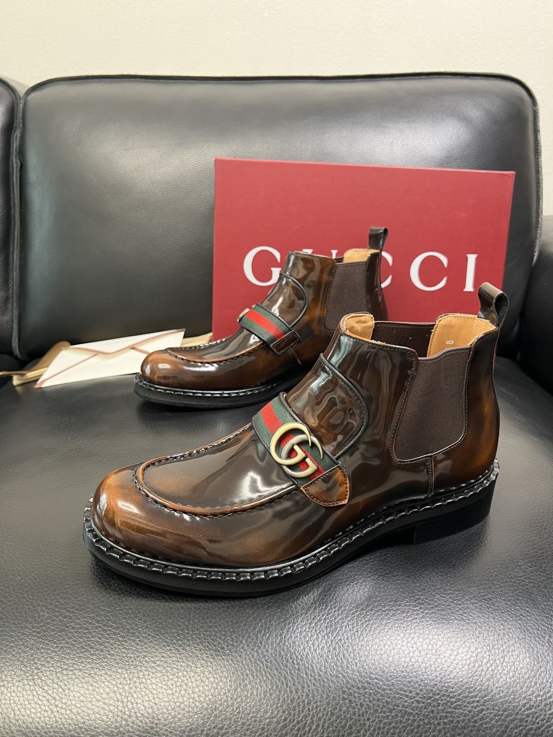 Gucci 高品质 顶级工艺品 古奇 皮鞋系列专柜同步 原厂配置，意大利进口原版牛皮，进口水染牛里 ，鞋