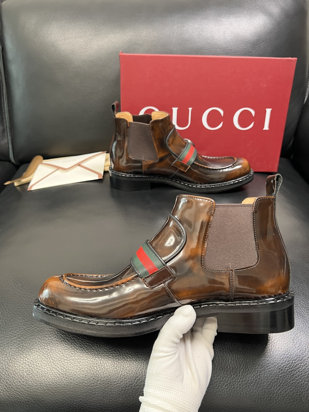 Gucci 高品质 顶级工艺品 古奇 皮鞋系列专柜同步 原厂配置，意大利进口原版牛皮，进口水染牛里 ，鞋