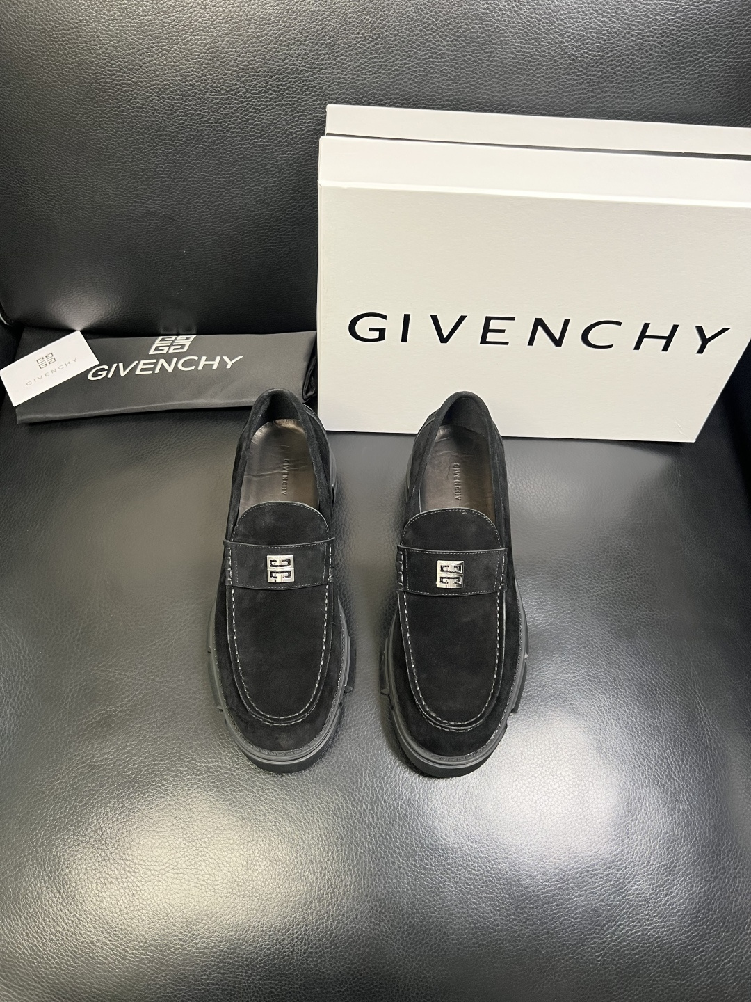 Givenchy 高品质 顶级工艺品 纪梵希 专柜同步原厂配置，意大利进口牛皮搭配网布面料，全鞋配件私模