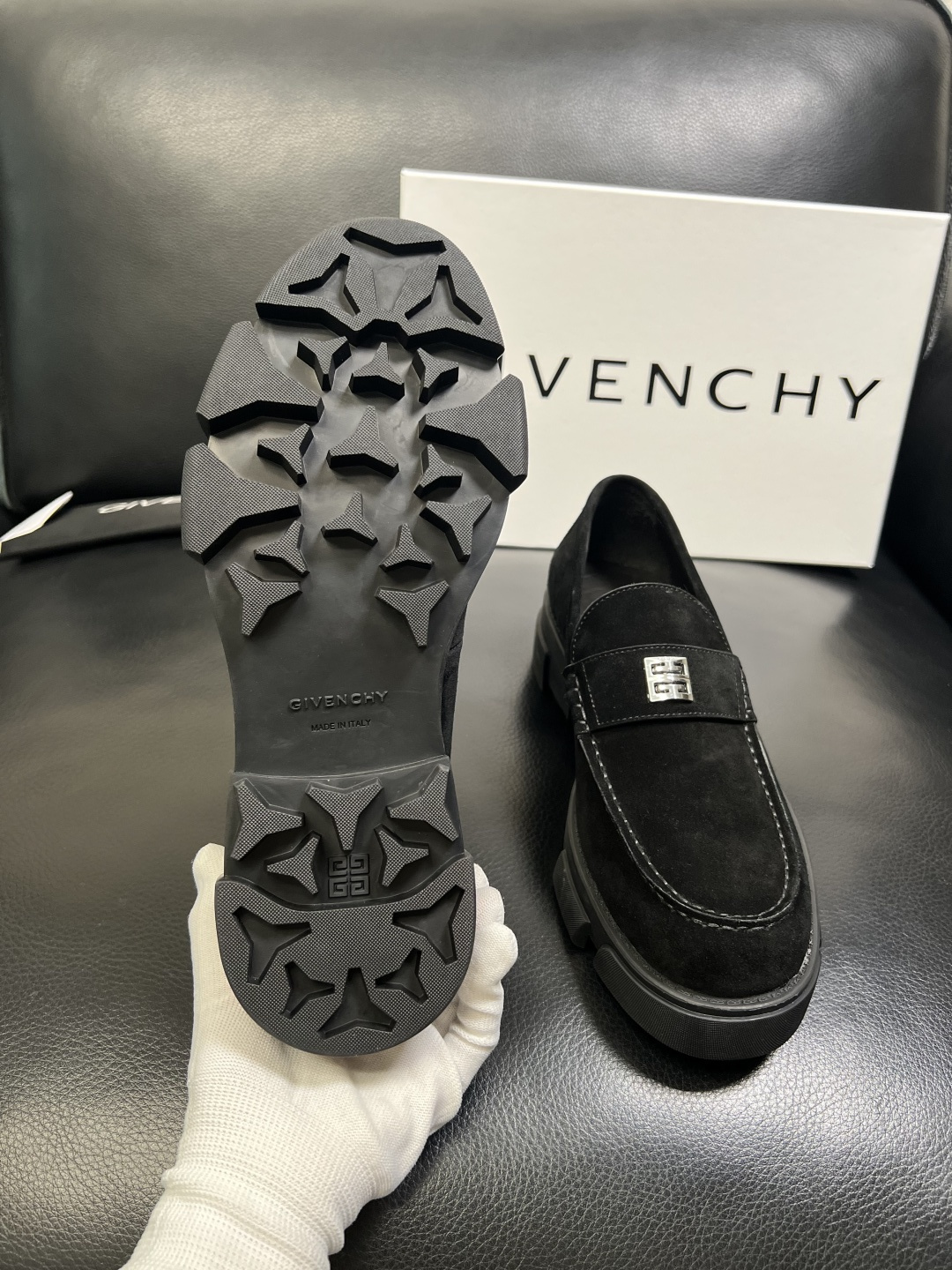 Givenchy 高品质 顶级工艺品 纪梵希 专柜同步原厂配置，意大利进口牛皮搭配网布面料，全鞋配件私模