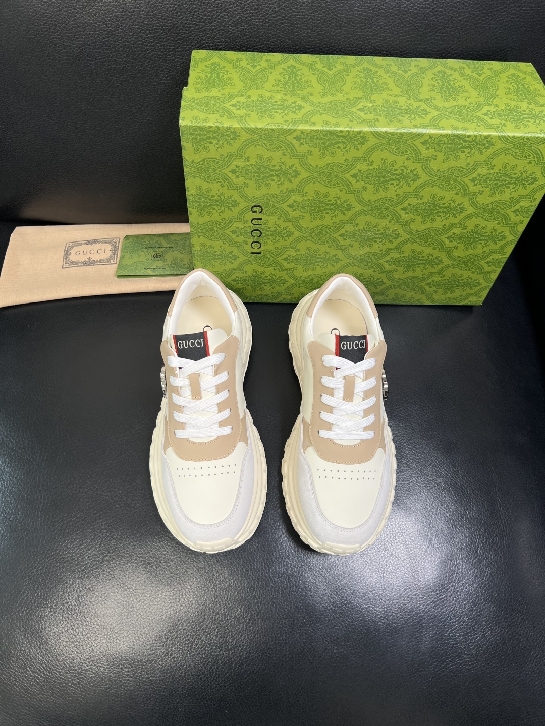 Gucci 高品质 顶级工艺品 古奇 专柜新款原厂配置，意大利进口牛皮搭配印花面料，进口牛皮内里垫，透气