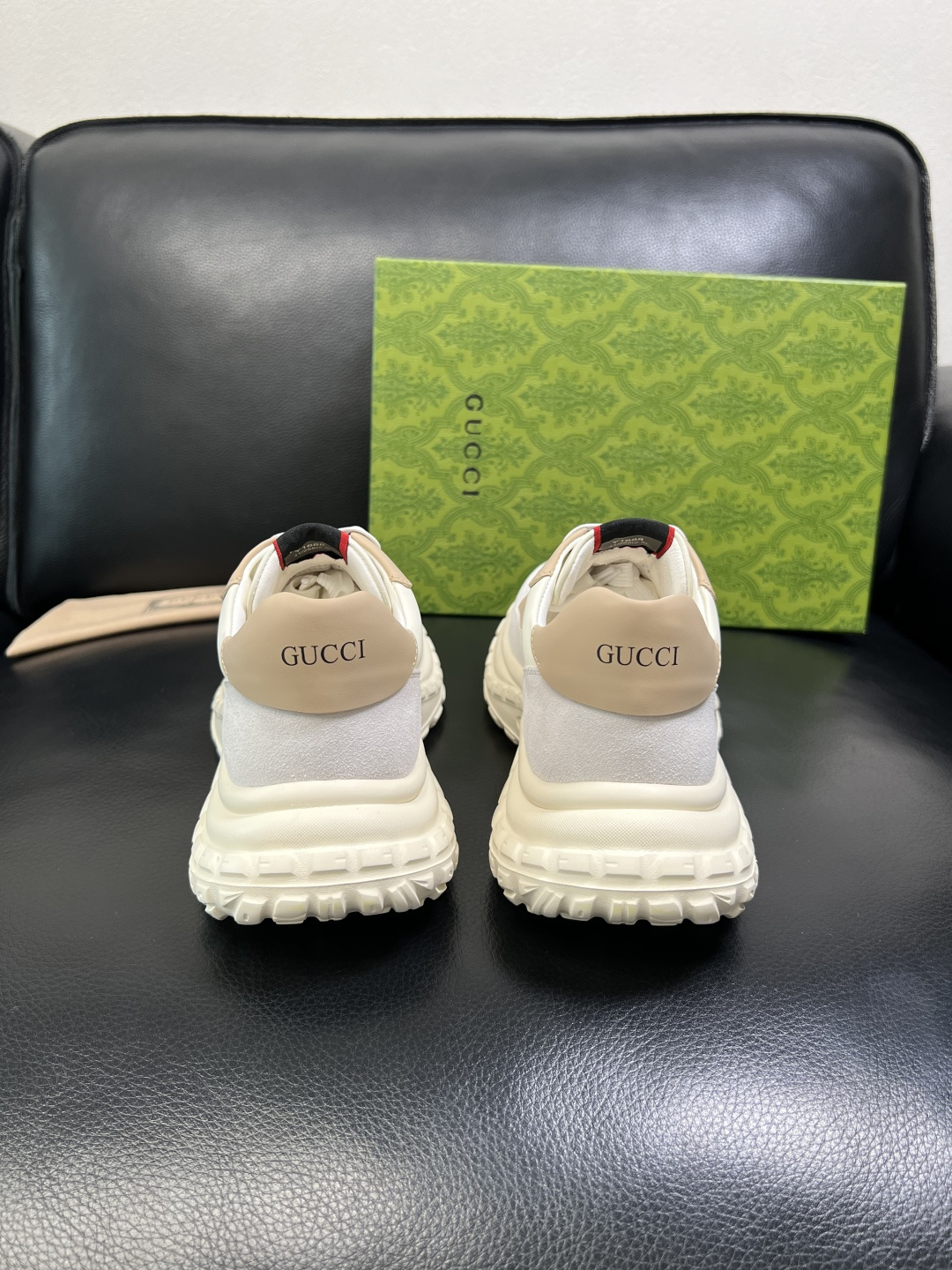 Gucci 高品质 顶级工艺品 古奇 专柜新款原厂配置，意大利进口牛皮搭配印花面料，进口牛皮内里垫，透气