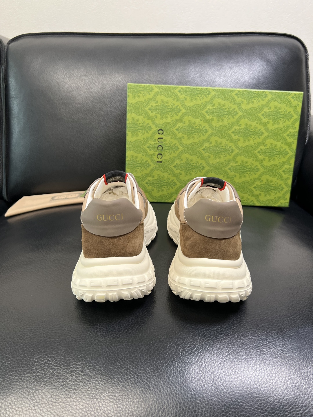 Gucci 高品质 顶级工艺品 古奇 专柜新款原厂配置，意大利进口牛皮搭配印花面料，进口牛皮内里垫，透气