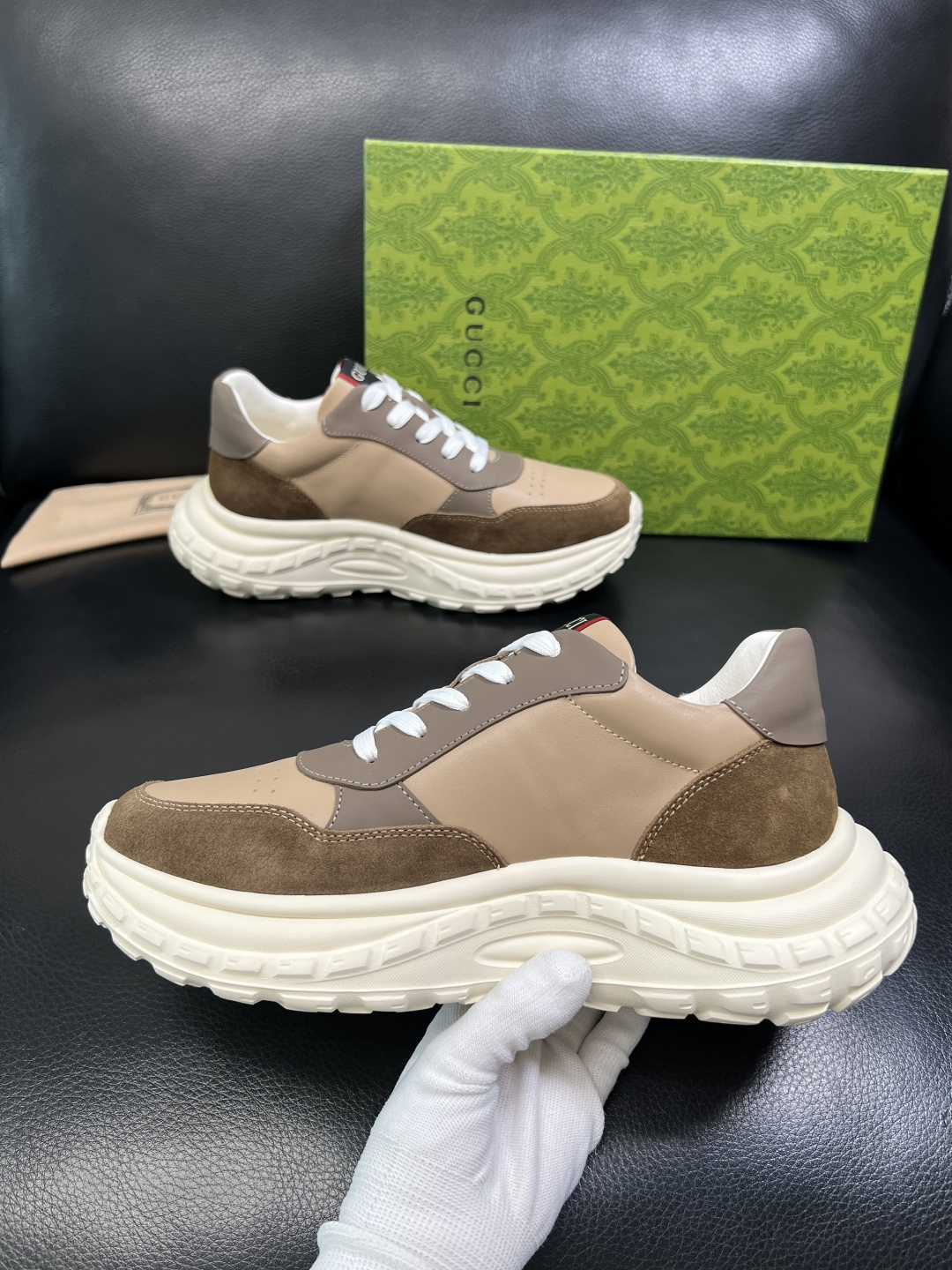 Gucci 高品质 顶级工艺品 古奇 专柜新款原厂配置，意大利进口牛皮搭配印花面料，进口牛皮内里垫，透气