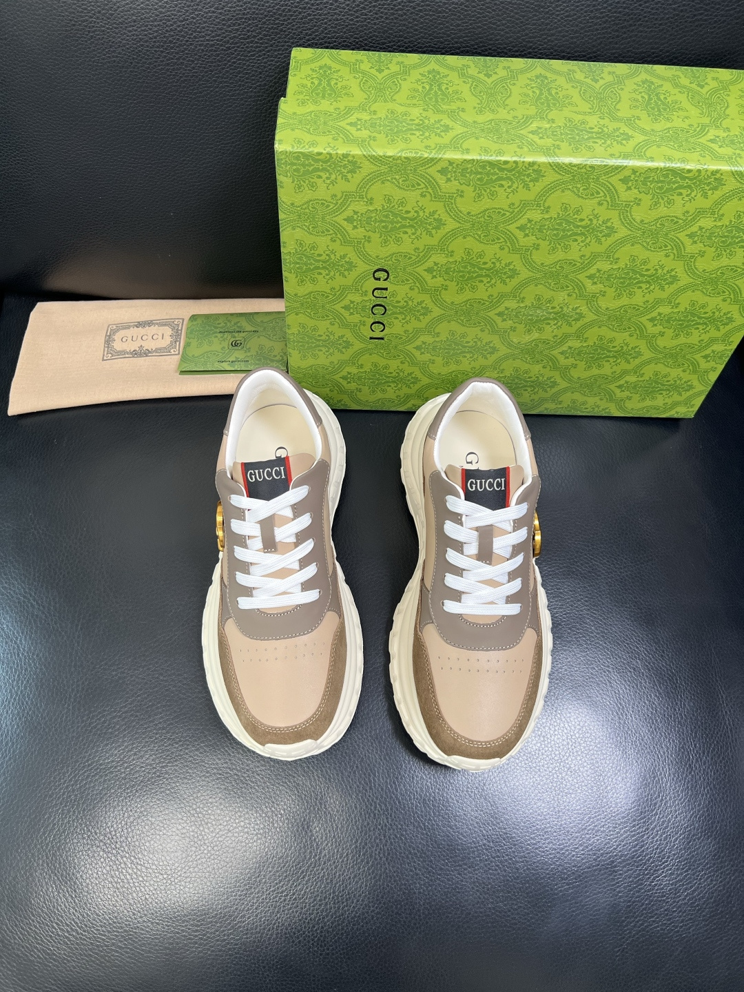 Gucci 高品质 顶级工艺品 古奇 专柜新款原厂配置，意大利进口牛皮搭配印花面料，进口牛皮内里垫，透气