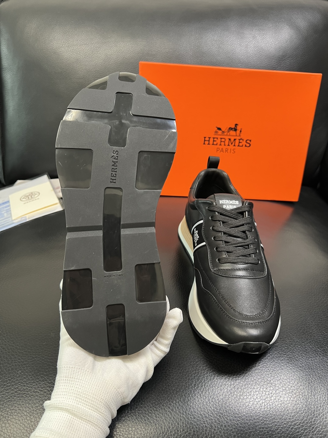 Hermes 顶级工艺品 爱马仕 专柜同步 原厂配置，意大利进口原版牛皮面料，高品质拼接工艺，全进口水染