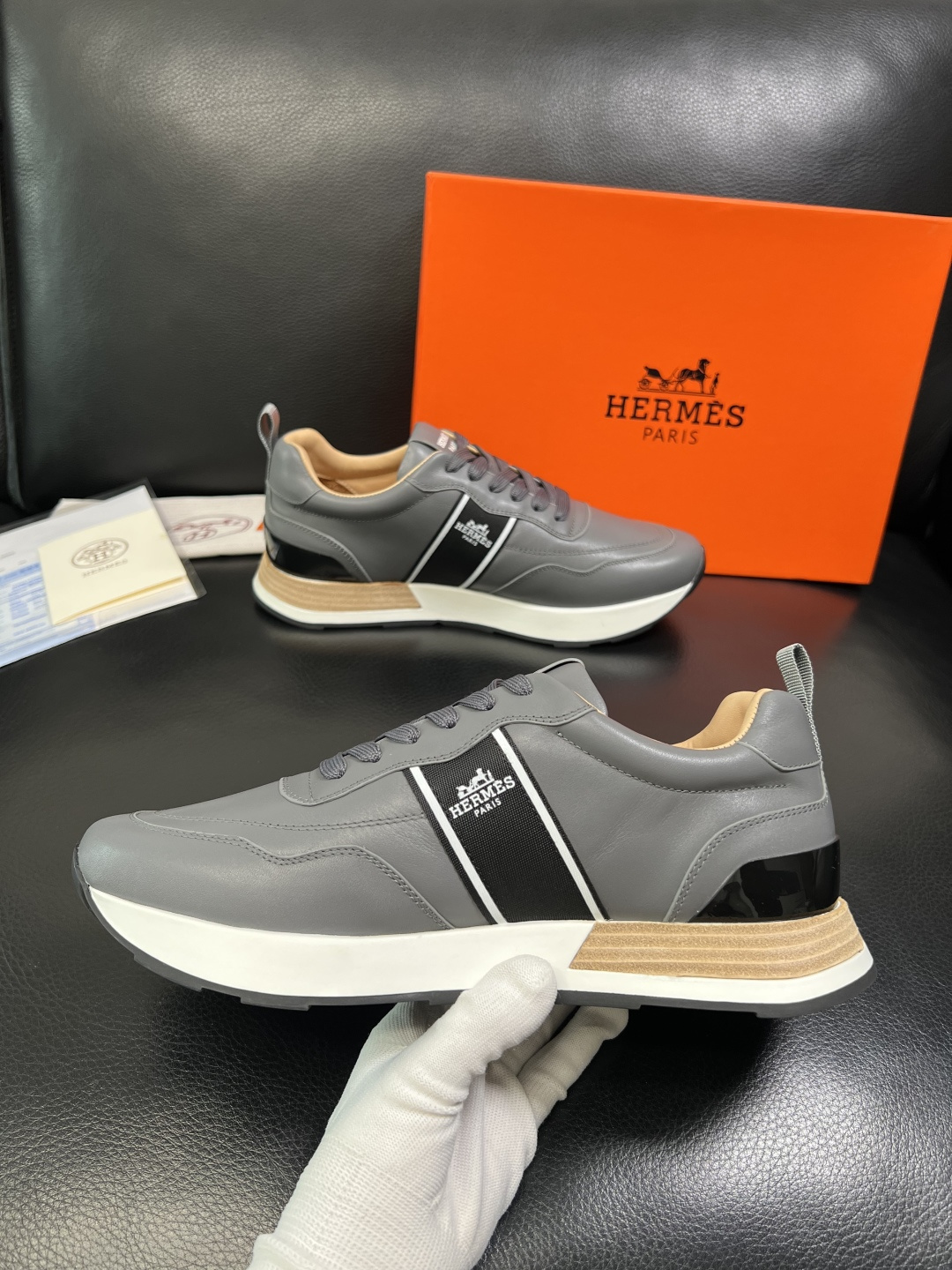 Hermes 顶级工艺品 爱马仕 专柜同步 原厂配置，意大利进口原版牛皮面料，高品质拼接工艺，全进口水染