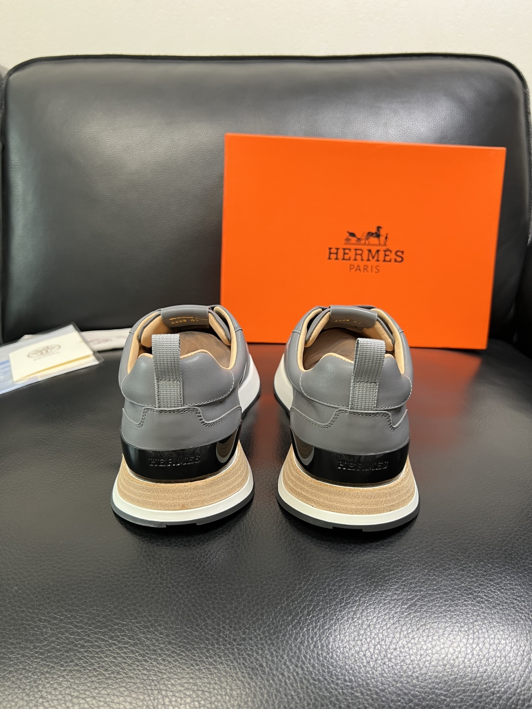 Hermes 顶级工艺品 爱马仕 专柜同步 原厂配置，意大利进口原版牛皮面料，高品质拼接工艺，全进口水染