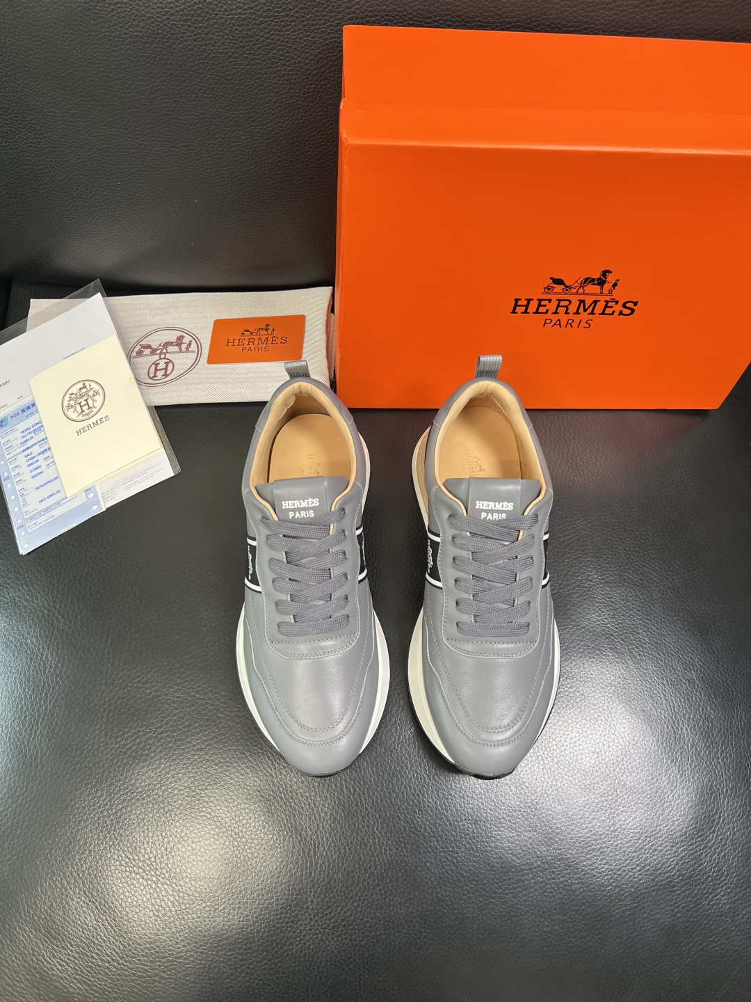 Hermes 顶级工艺品 爱马仕 专柜同步 原厂配置，意大利进口原版牛皮面料，高品质拼接工艺，全进口水染