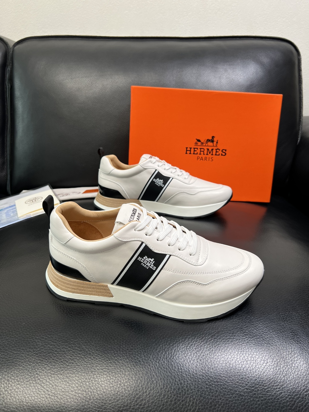 Hermes 顶级工艺品 爱马仕 专柜同步 原厂配置，意大利进口原版牛皮面料，高品质拼接工艺，全进口水染