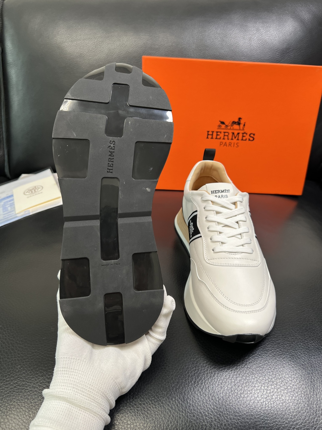 Hermes 顶级工艺品 爱马仕 专柜同步 原厂配置，意大利进口原版牛皮面料，高品质拼接工艺，全进口水染