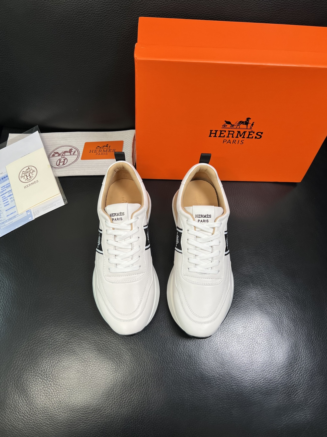 Hermes 顶级工艺品 爱马仕 专柜同步 原厂配置，意大利进口原版牛皮面料，高品质拼接工艺，全进口水染