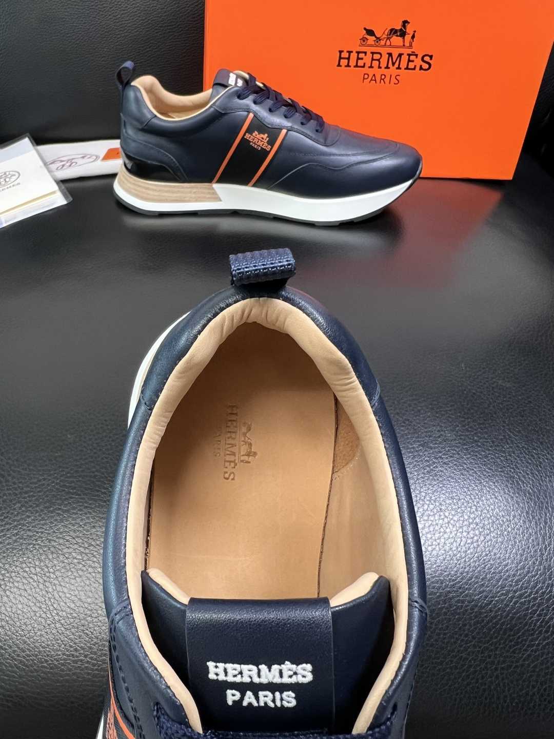 Hermes 顶级工艺品 爱马仕 专柜同步 原厂配置，意大利进口原版牛皮面料，高品质拼接工艺，全进口水染