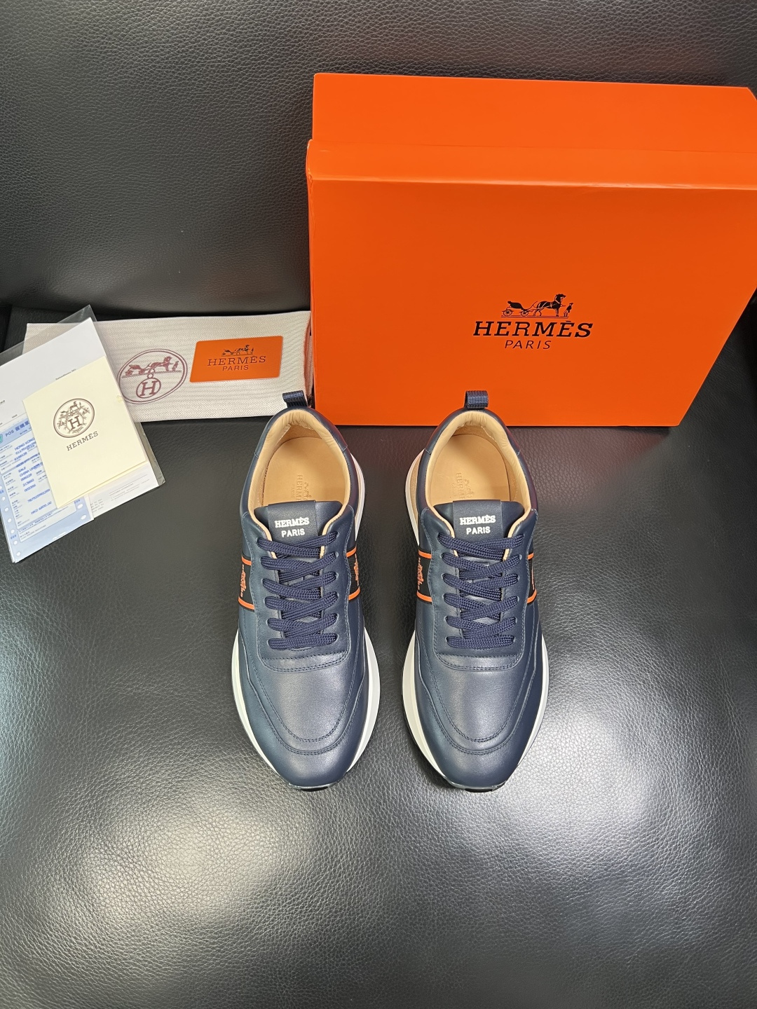 Hermes 顶级工艺品 爱马仕 专柜同步 原厂配置，意大利进口原版牛皮面料，高品质拼接工艺，全进口水染