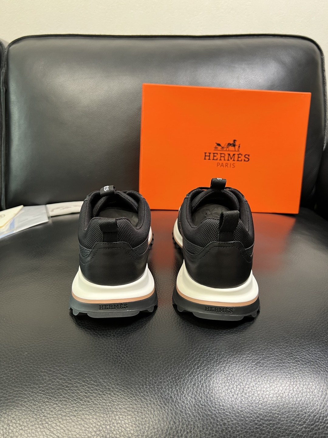 Hermes 顶级工艺品 爱马仕 专柜同步 原厂配置，意大利进口原版牛皮面料，高品质拼接工艺，全进口水染