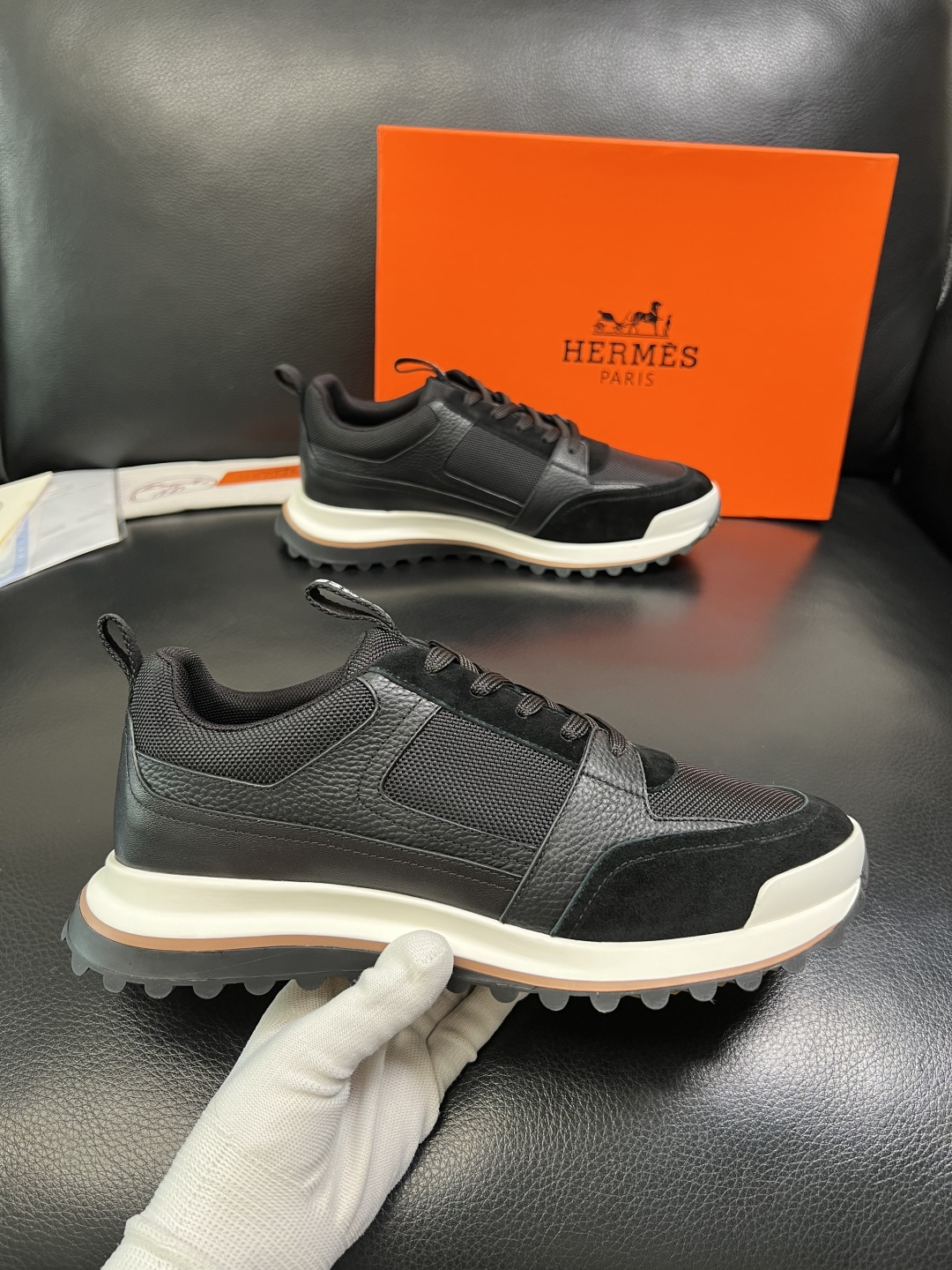 Hermes 顶级工艺品 爱马仕 专柜同步 原厂配置，意大利进口原版牛皮面料，高品质拼接工艺，全进口水染